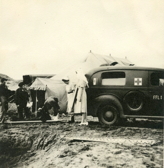 © Britain Yearly Meeting. ‘Images supplied courtesy of Library of the Society of Friends’. Box FAU/SYR A79. Middle East FM. Hadfield Spears Mobile Hospital [undated].